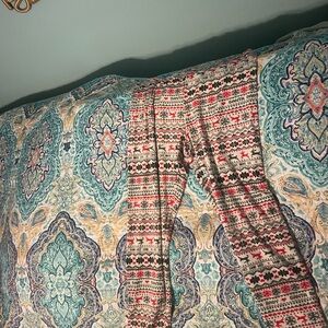 Cozy Festive Patterned Leggings